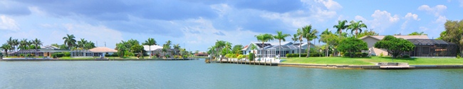 Wide_angle_lake_view